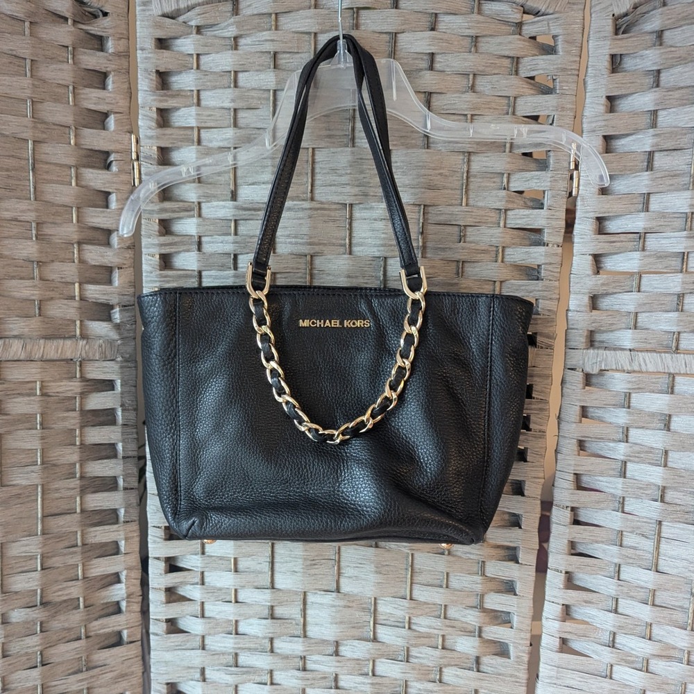Michael Kors‎ Tote Shoulder Bag Black Pebbled Leather Gold Chain Classic Capsule